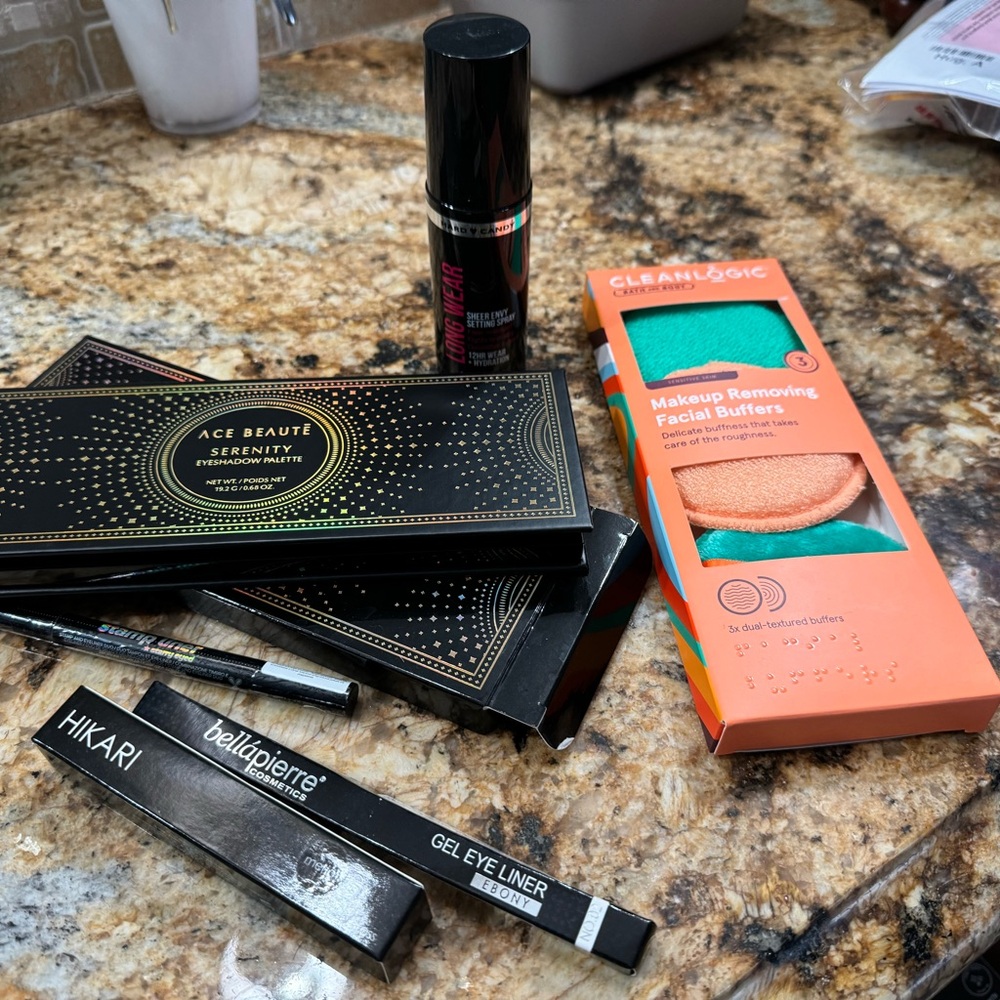 New make up lot